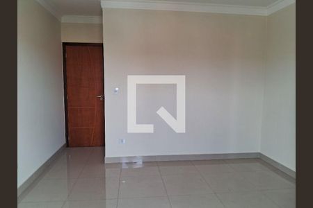 Casa à venda com 3 quartos, 180m² em Parque Sao Domingos, São Paulo