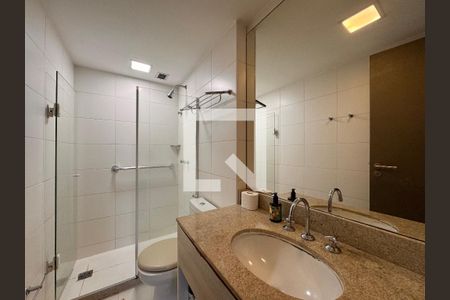 Flat - Suíte - Banheiro de apartamento à venda com 2 quartos, 46m² em Recreio dos Bandeirantes, Rio de Janeiro