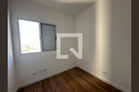 Quarto 1 de apartamento para alugar com 2 quartos, 54m² em Jardim Maria Helena, Barueri