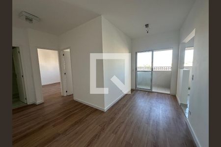 Sala de apartamento para alugar com 2 quartos, 54m² em Jardim Maria Helena, Barueri