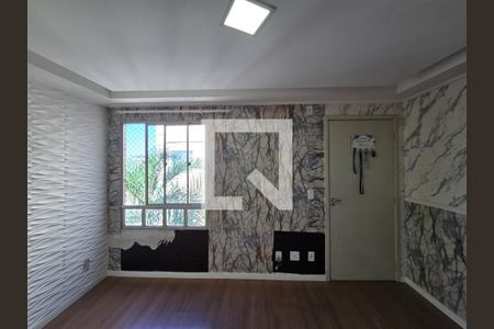 Sala  de apartamento para alugar com 2 quartos, 48m² em Água Chata, Guarulhos