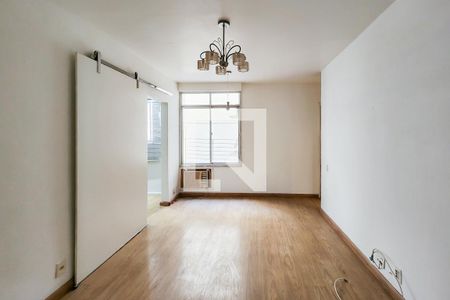 Sala de apartamento à venda com 2 quartos, 56m² em Catete, Rio de Janeiro