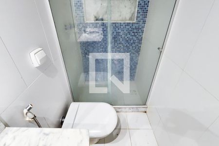 Banheiro de apartamento à venda com 2 quartos, 56m² em Catete, Rio de Janeiro