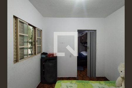 Quarto  de casa à venda com 2 quartos, 100m² em Vila Heliopolis, São Paulo