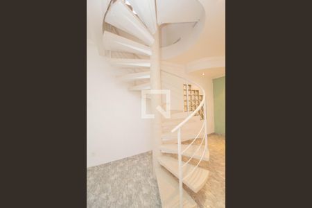 Casa à venda com 3 quartos, 118m² em Vila Rica, São Paulo