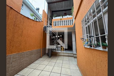 Quintal de casa para alugar com 3 quartos, 166m² em Vila Yara, Osasco