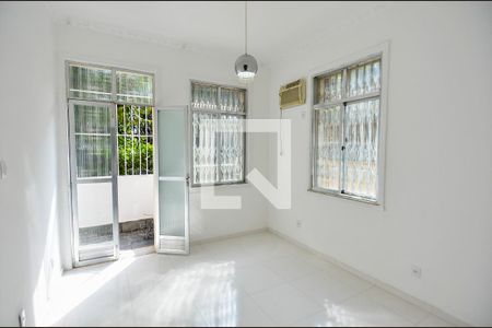 Quarto de apartamento para alugar com 2 quartos, 65m² em Tijuca, Rio de Janeiro