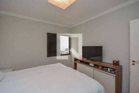 Quarto 1 de casa de condomínio para alugar com 4 quartos, 210m² em Jardim Umuarama, São Paulo