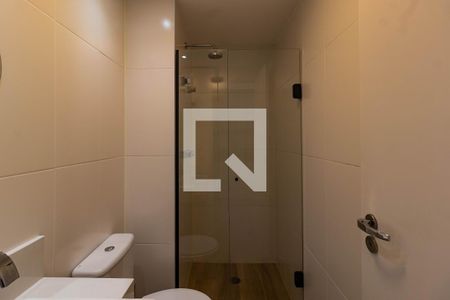Banheiro de kitnet/studio para alugar com 1 quarto, 26m² em Perdizes, São Paulo