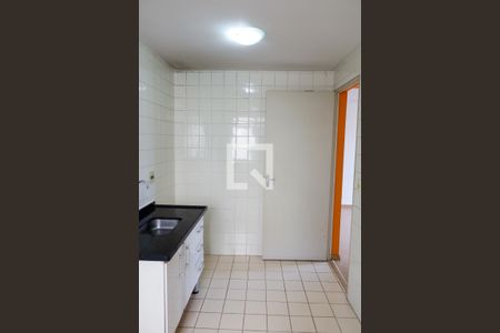 Cozinha de apartamento para alugar com 2 quartos, 57m² em Bandeiras, Osasco