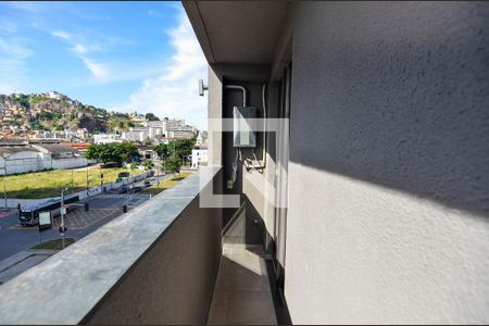 Sala/Quarto de kitnet/studio para alugar com 1 quarto, 32m² em Santo Cristo, Rio de Janeiro