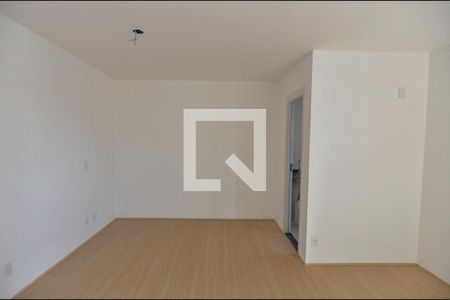 Sala/Quarto de kitnet/studio para alugar com 1 quarto, 32m² em Santo Cristo, Rio de Janeiro