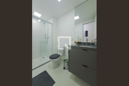 Banheiro de apartamento à venda com 2 quartos, 75m² em Santana, São Paulo