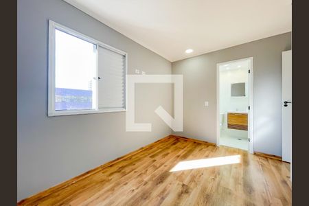 Suíte de apartamento para alugar com 3 quartos, 70m² em Km 18, Osasco
