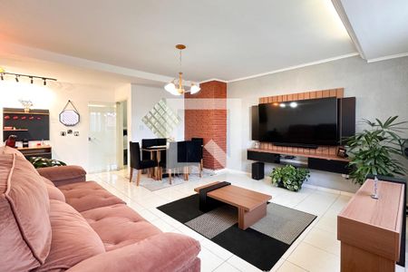 Casa para alugar com 3 quartos, 237m² em Vila Euro, São Bernardo do Campo