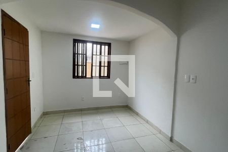 Sala de casa para alugar com 2 quartos, 49m² em Parque Duque, Duque de Caxias