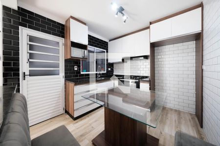 Sala/Cozinha de casa para alugar com 2 quartos, 68m² em Cidade Patriarca, São Paulo
