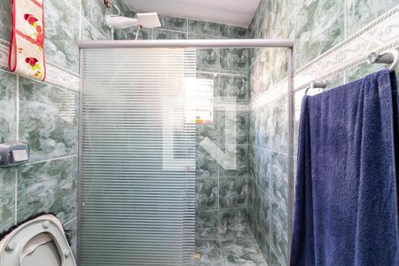 Banheiro da Suíte de casa à venda com 3 quartos, 200m² em Jardim Vista Alegre, São Paulo