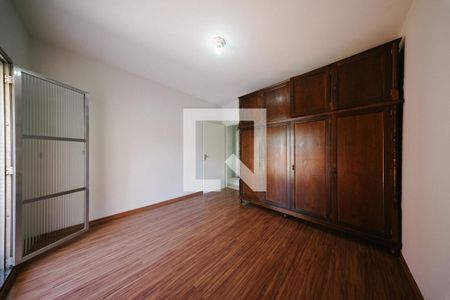 Quarto 1 de casa para alugar com 2 quartos, 120m² em Parque Cisper, São Paulo