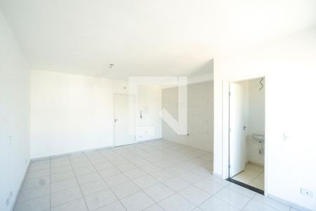 Sala quarto e cozinha de kitnet/studio para alugar com 1 quarto, 35m² em Vila Granada, São Paulo