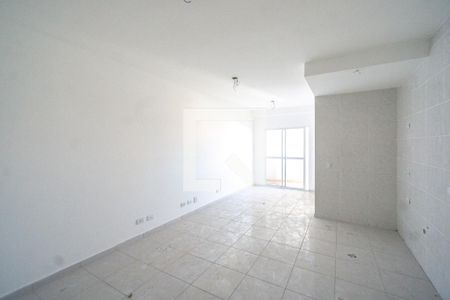 Sala quarto e cozinha de kitnet/studio para alugar com 1 quarto, 36m² em Vila Granada, São Paulo