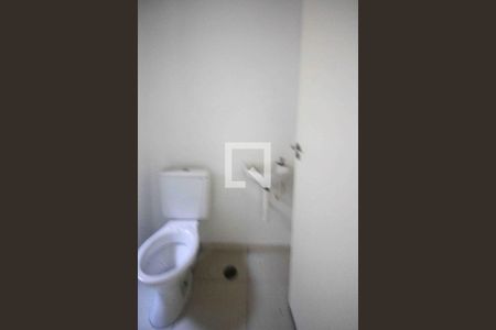 Banheiro de kitnet/studio para alugar com 1 quarto, 34m² em Vila Granada, São Paulo