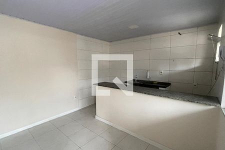 Sala de casa para alugar com 1 quarto, 50m² em Parque Duque, Duque de Caxias