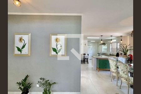 Casa à venda com 5 quartos, 400m² em Jardim do Golf I, Barueri