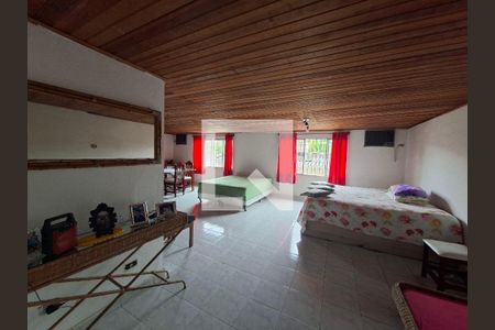 Casa à venda com 2 quartos, 213m² em Tremembé, São Paulo