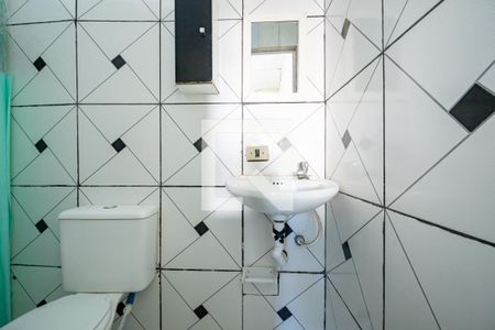 Banheiro de casa para alugar com 1 quarto, 50m² em Parque Jabaquara, São Paulo