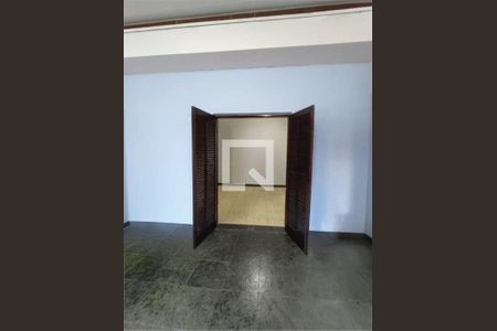 Casa à venda com 3 quartos, 150m² em Jardim Mutinga, São Paulo