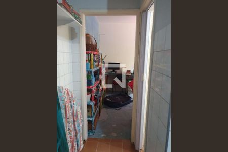 Casa à venda com 3 quartos, 213m² em Vila Duarte, São Paulo