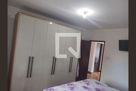 Casa à venda com 3 quartos, 260m² em Jardim Vivan, São Paulo