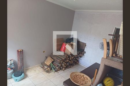 Casa à venda com 3 quartos, 260m² em Jardim Vivan, São Paulo