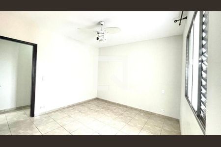 Casa à venda com 3 quartos, 220m² em Jardim Alvorada (Zona Oeste), São Paulo