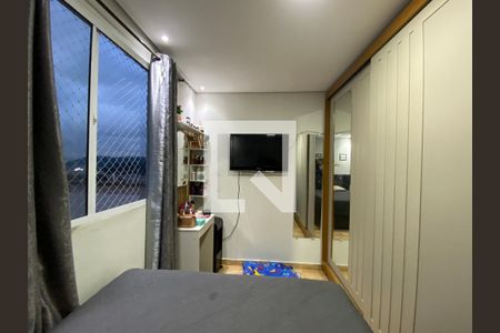 Quarto 1 de apartamento para alugar com 2 quartos, 43m² em Vila Santos, São Paulo