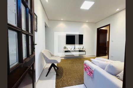 Casa à venda com 2 quartos, 130m² em Chácara São João, São Paulo