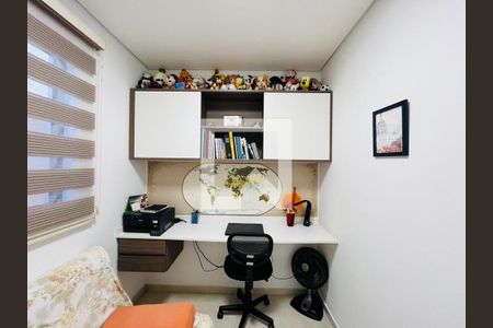 Casa à venda com 2 quartos, 130m² em Chácara São João, São Paulo