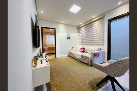 Casa à venda com 2 quartos, 130m² em Chácara São João, São Paulo