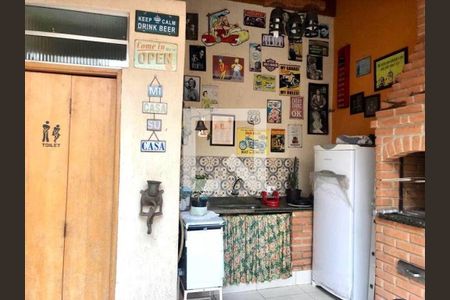 Casa à venda com 3 quartos, 148m² em Vila Mangalot, São Paulo