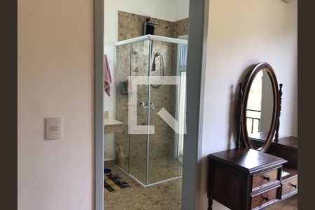 Casa à venda com 4 quartos, 411m² em Alphaville, Barueri