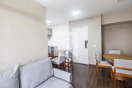 Sala de casa de condomínio para alugar com 3 quartos, 67m² em Jardim das Belezas, Carapicuíba