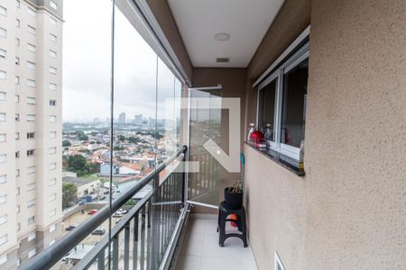 Varanda de casa de condomínio para alugar com 3 quartos, 67m² em Jardim das Belezas, Carapicuíba