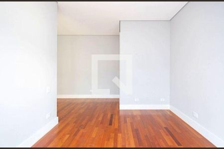 Casa à venda com 4 quartos, 420m² em Alphaville, Barueri