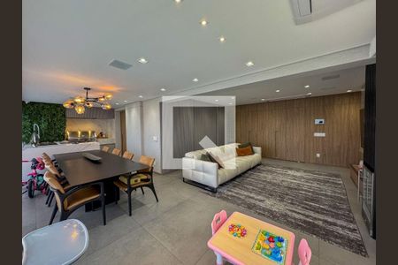 Apartamento à venda com 3 quartos, 171m² em Jardim Arpoador, São Paulo