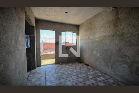 Casa à venda com 7 quartos, 280m² em Jardim Jaragua (Itaim Paulista), São Paulo