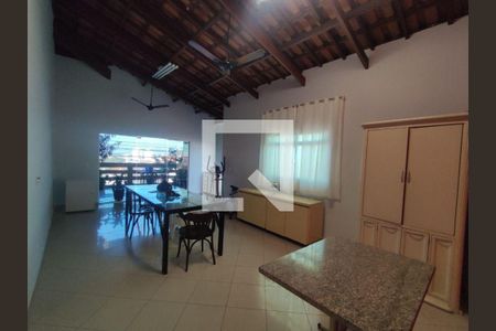 Casa à venda com 4 quartos, 166m² em Parque Viana, Barueri