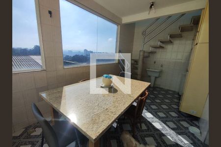 Casa à venda com 4 quartos, 166m² em Parque Viana, Barueri