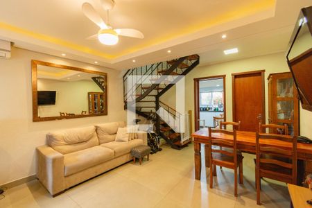 Casa de Condomínio à venda com 2 quartos, 84m² em Fátima, Canoas