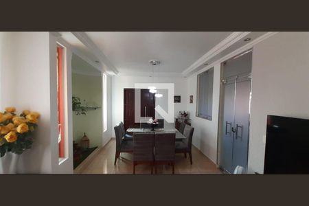 Casa à venda com 3 quartos, 300m² em Vila Mirante, São Paulo